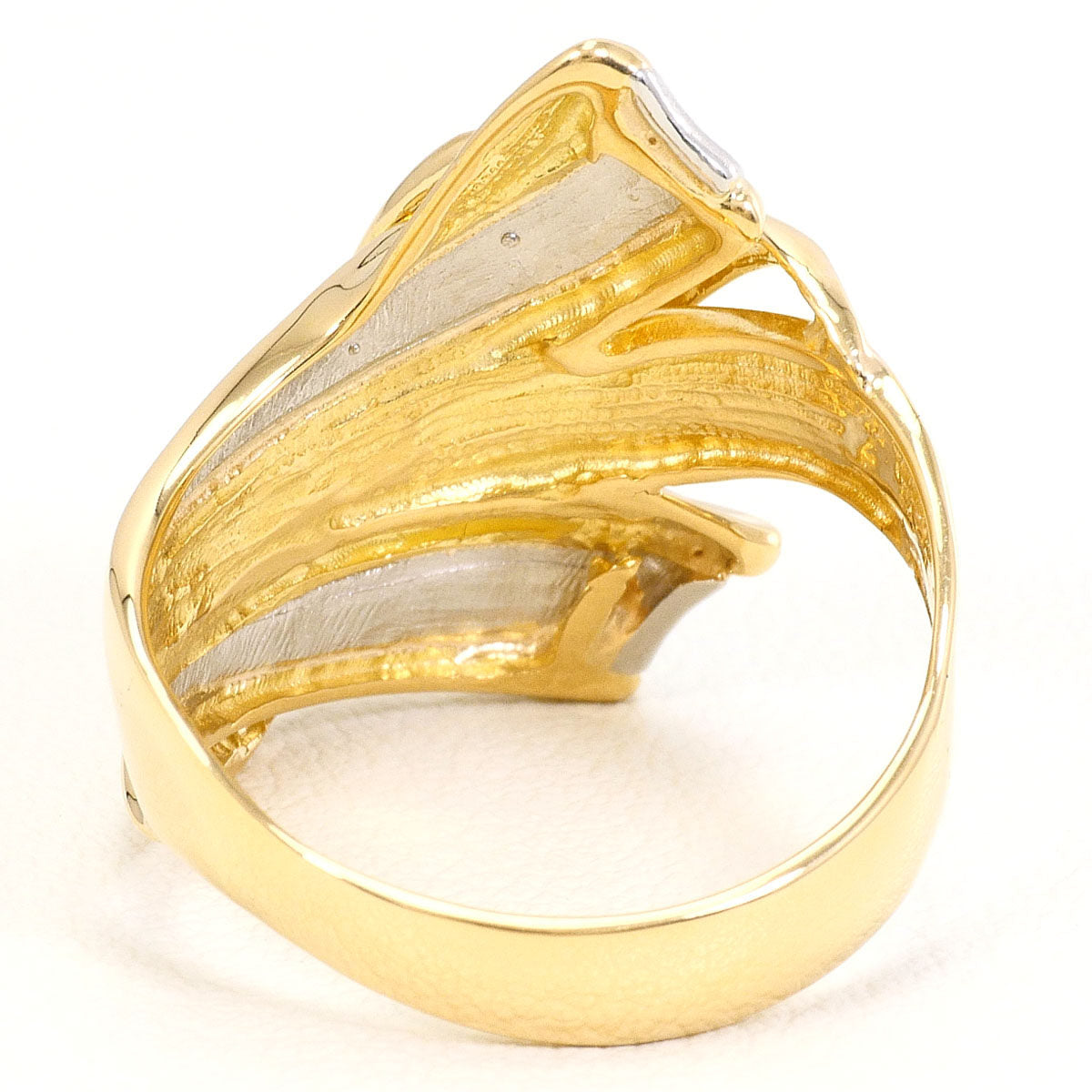 Platinum Diamond Ring – inside band