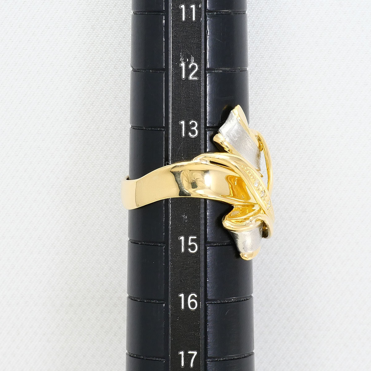 Platinum Diamond Ring – close-up