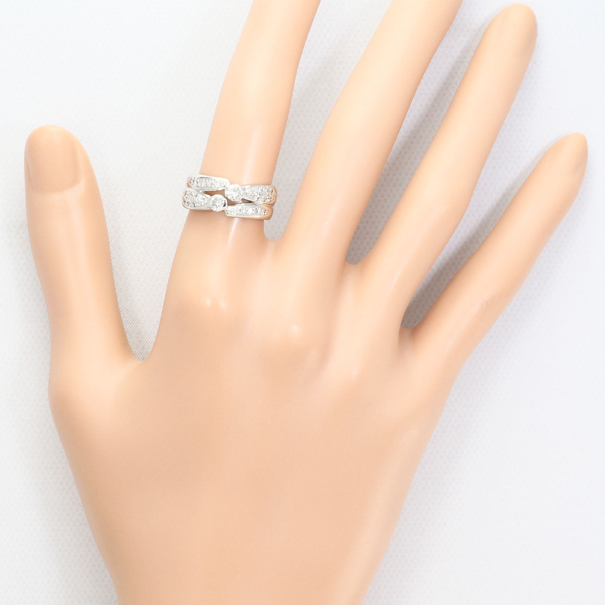 Platinum Diamond Ring – close-up