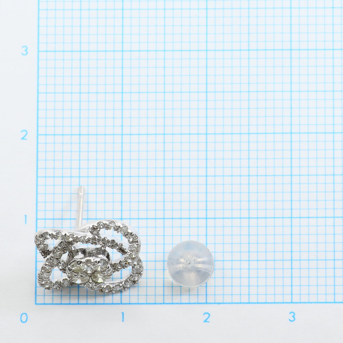 18K White Gold Diamond Earrings – packaging