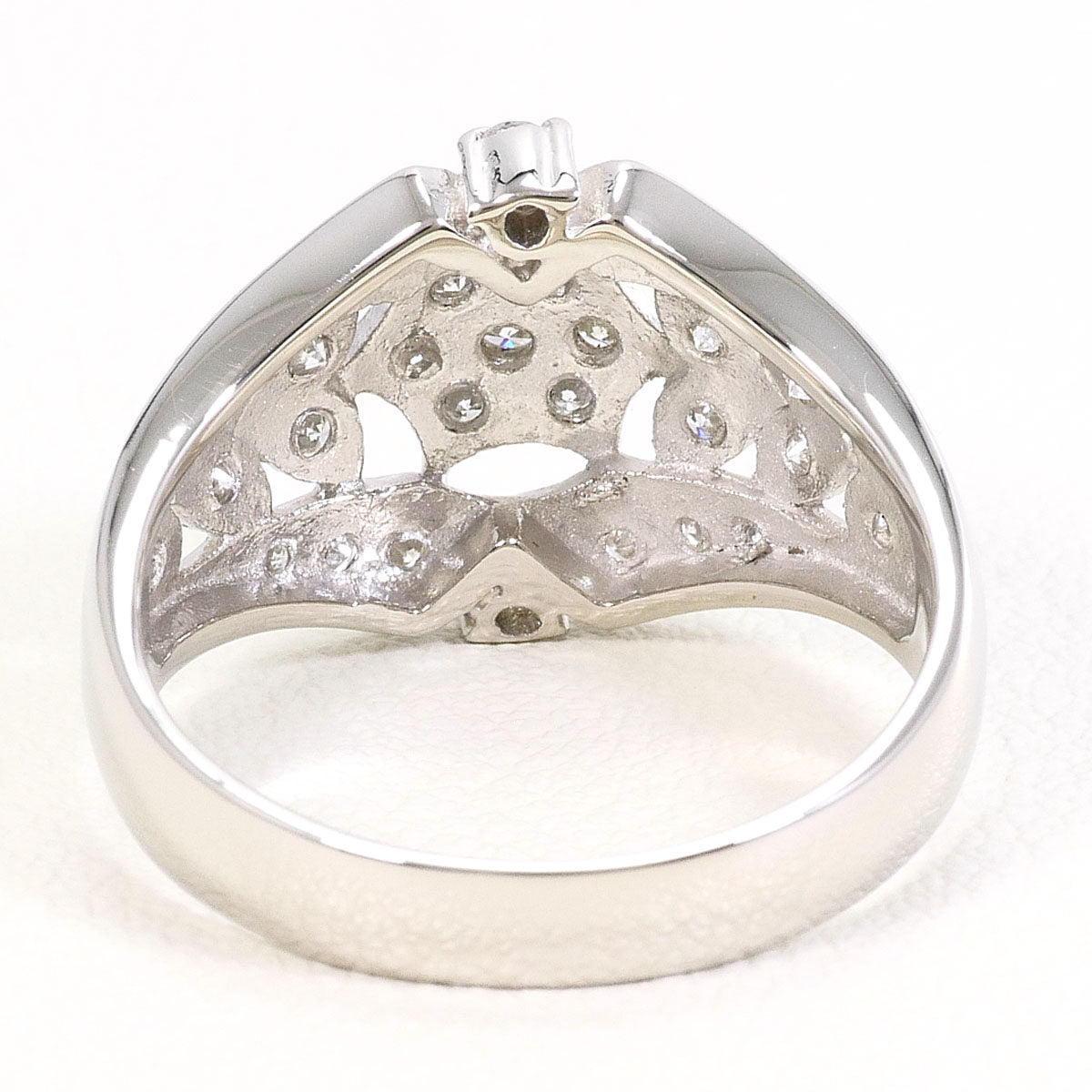 Platinum Diamond Ring – inside band
