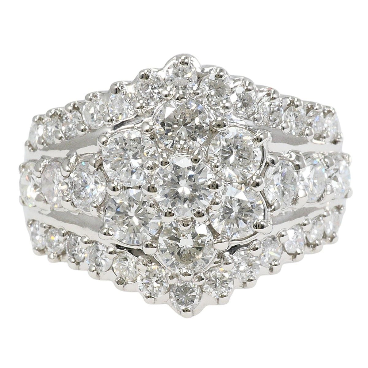 Platinum Diamond Ring – front view