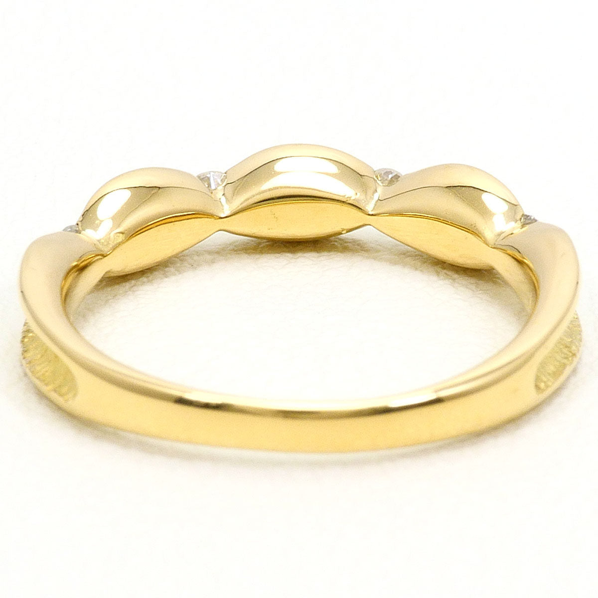 18K Yellow Gold Diamond Ring – top view