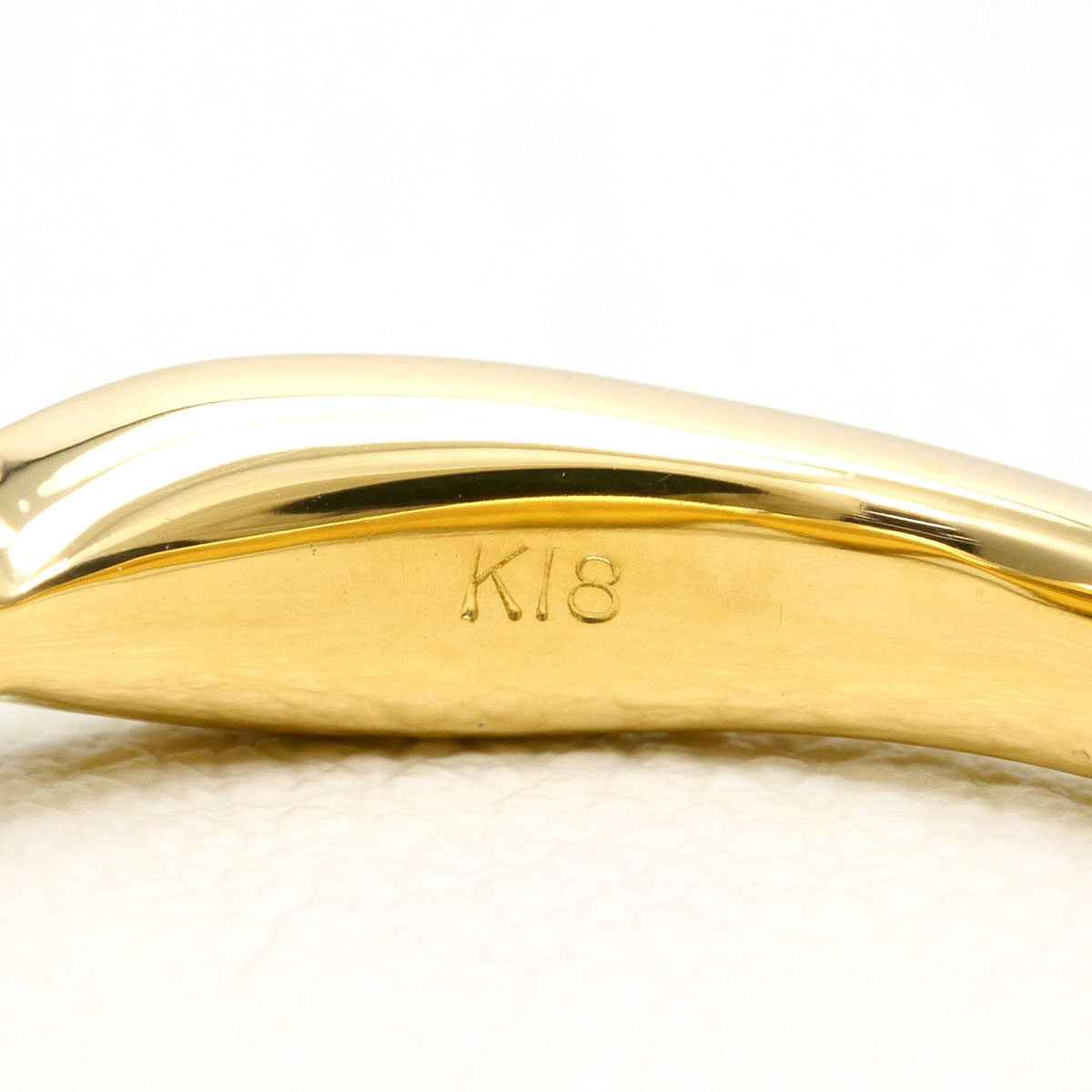 18K Yellow Gold Diamond Ring – inside band