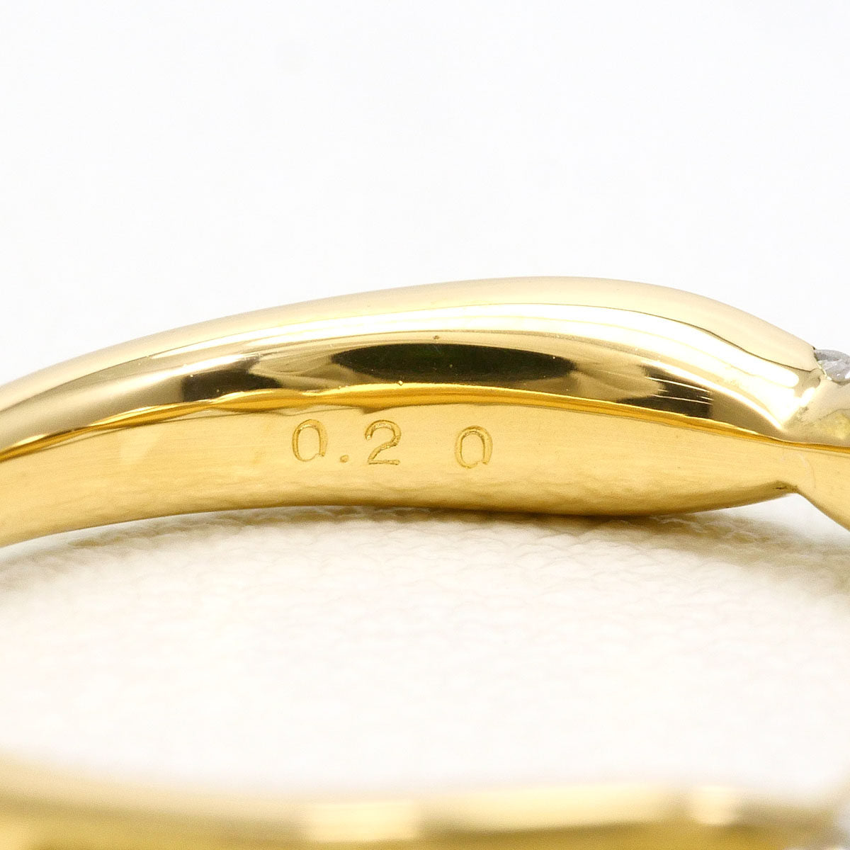 18K Yellow Gold Diamond Ring – packaging