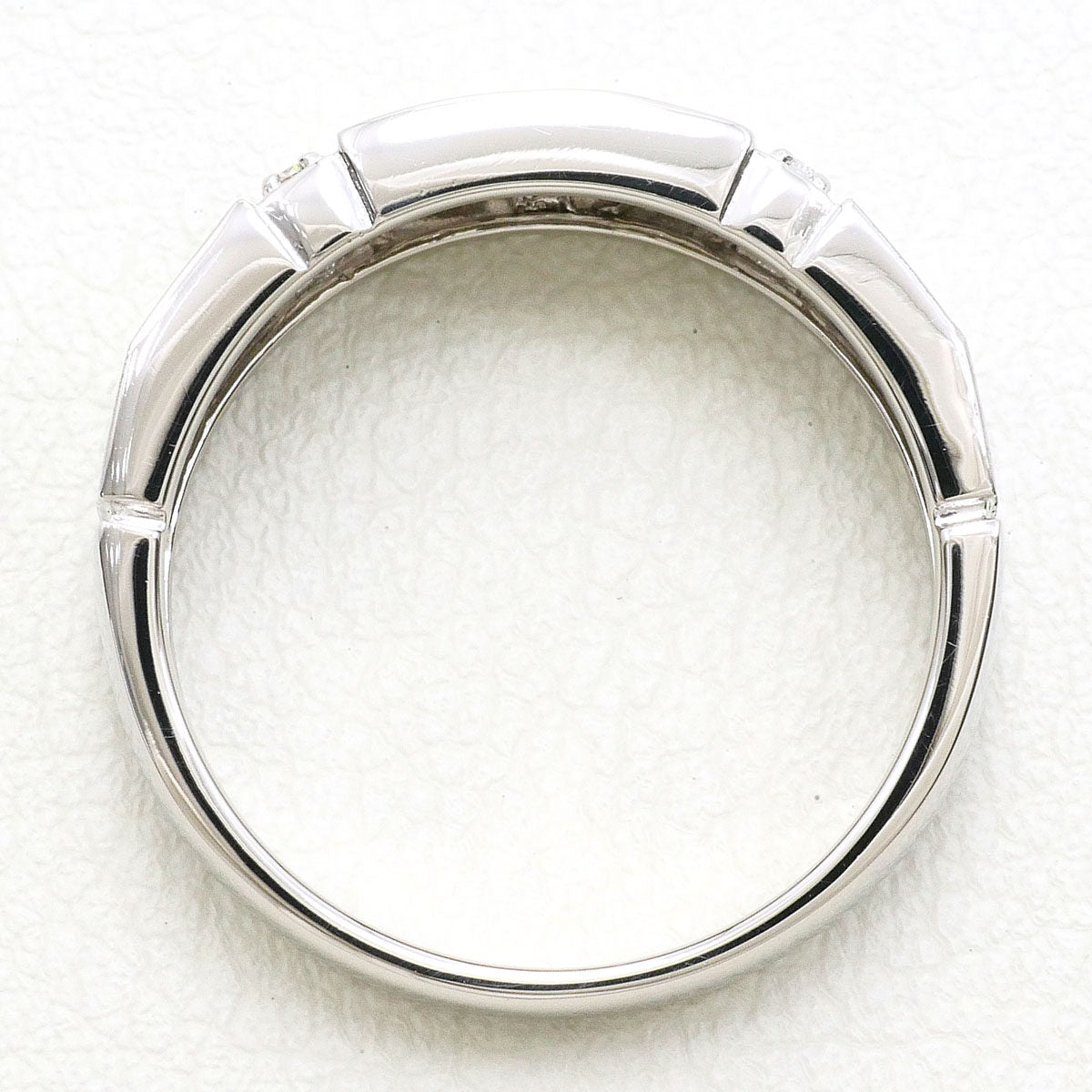 Platinum Diamond Ring – side view