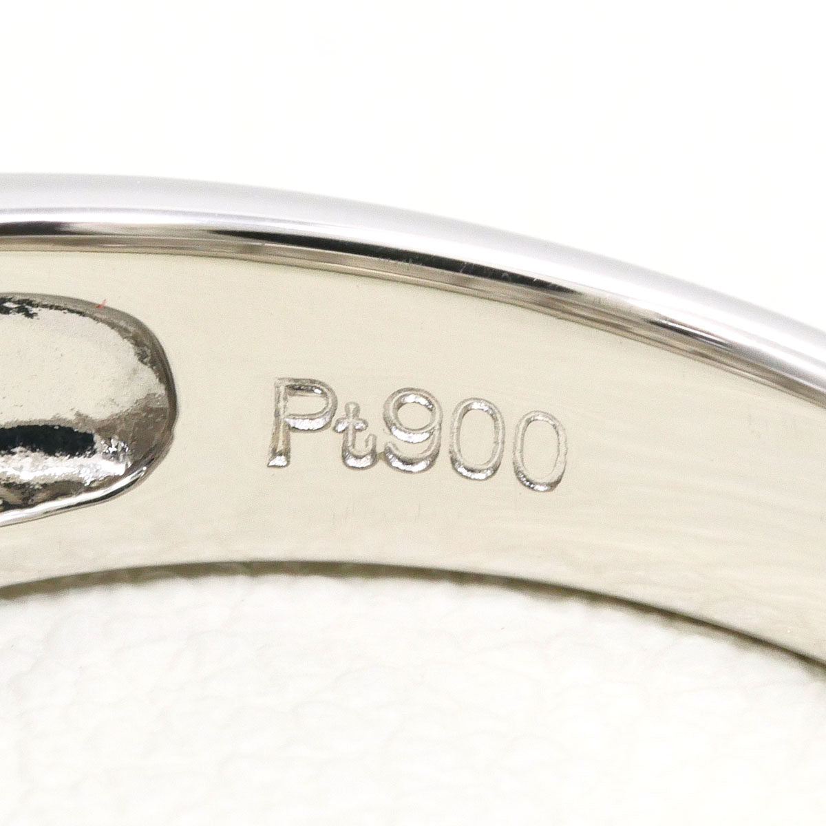 Platinum Diamond Ring – inside band