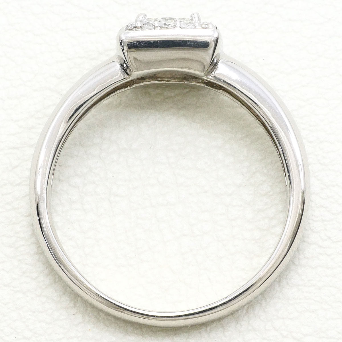 Platinum Diamond Ring – top view