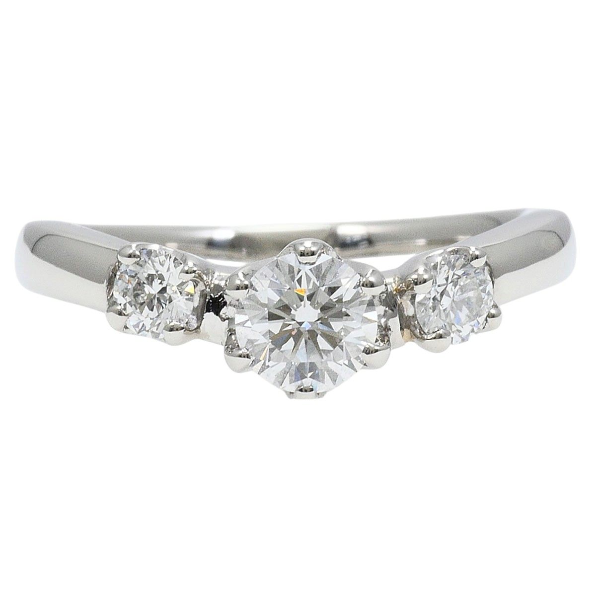Platinum Diamond Ring – front view
