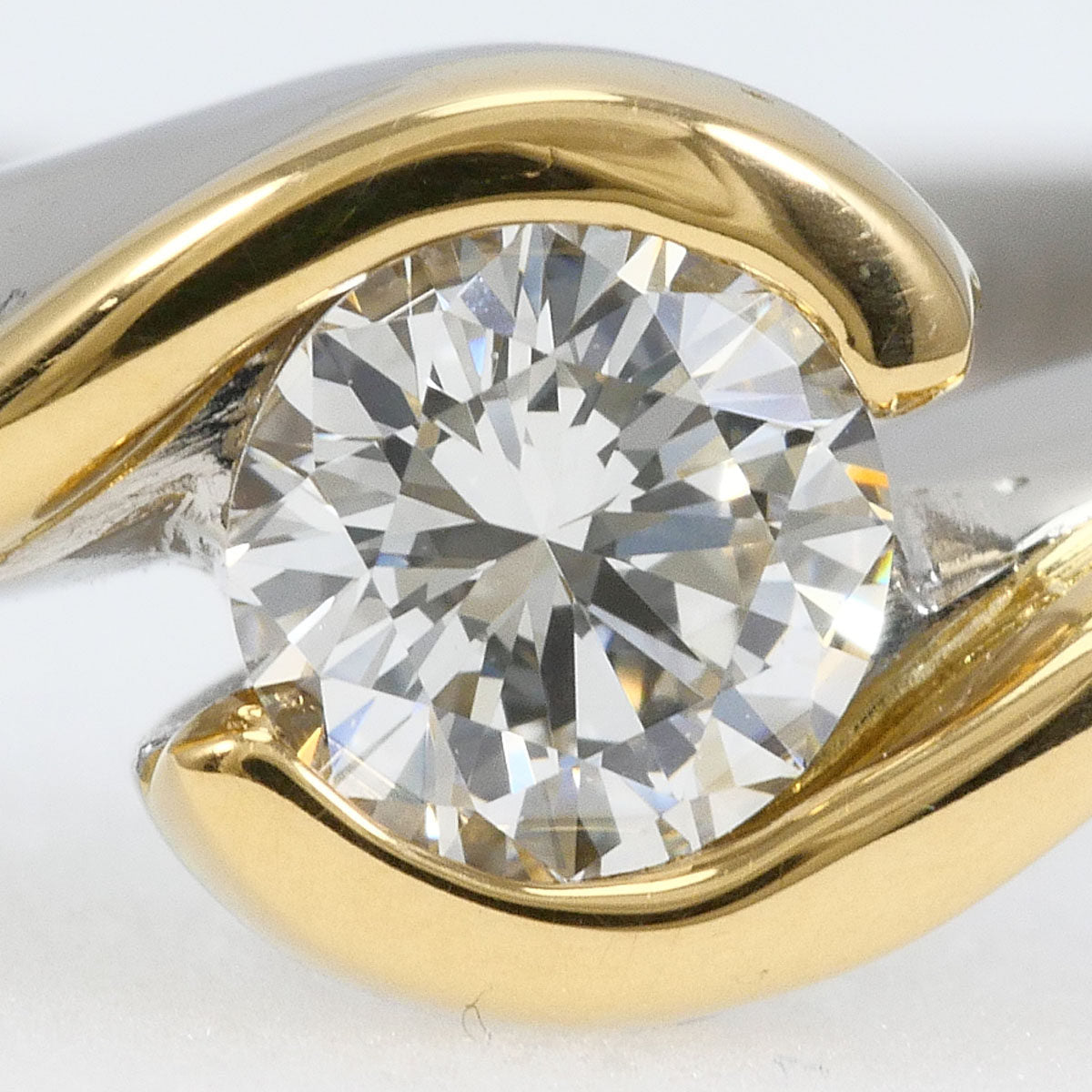 Platinum Diamond Ring – side view