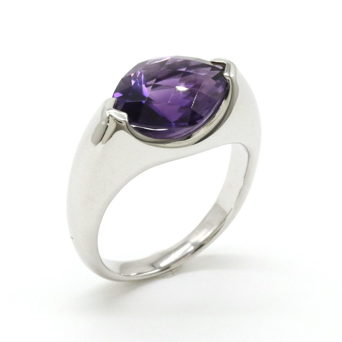 Tasaki 18K White Gold Amethyst Ring – front view