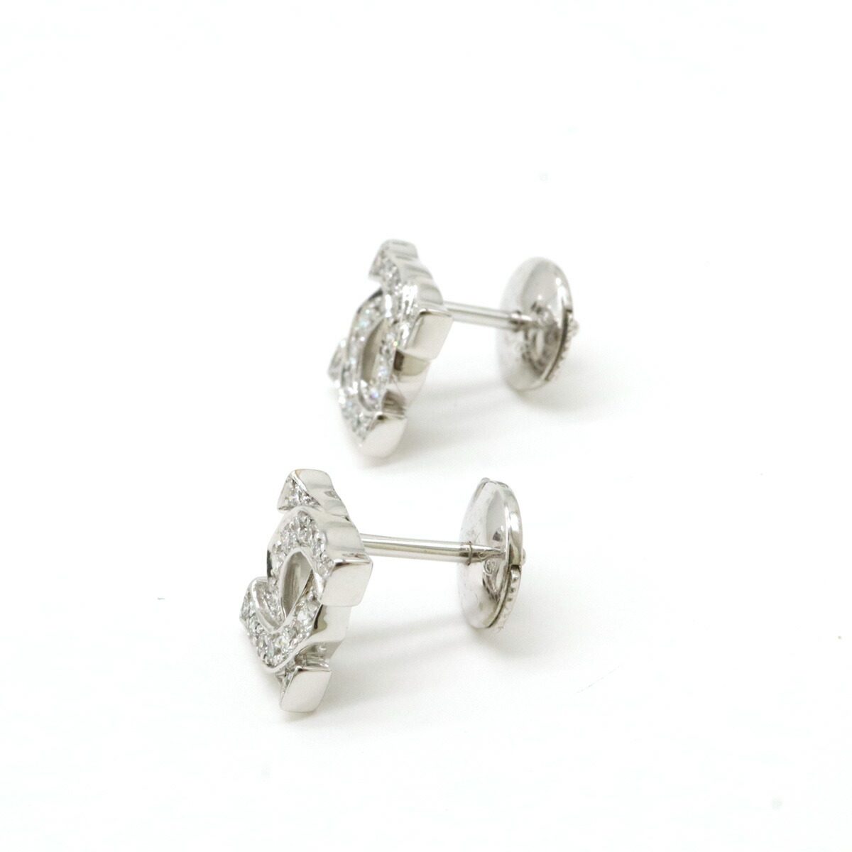 Cartier 2C Entrelacés 18K White Gold Diamond Earrings – detail view