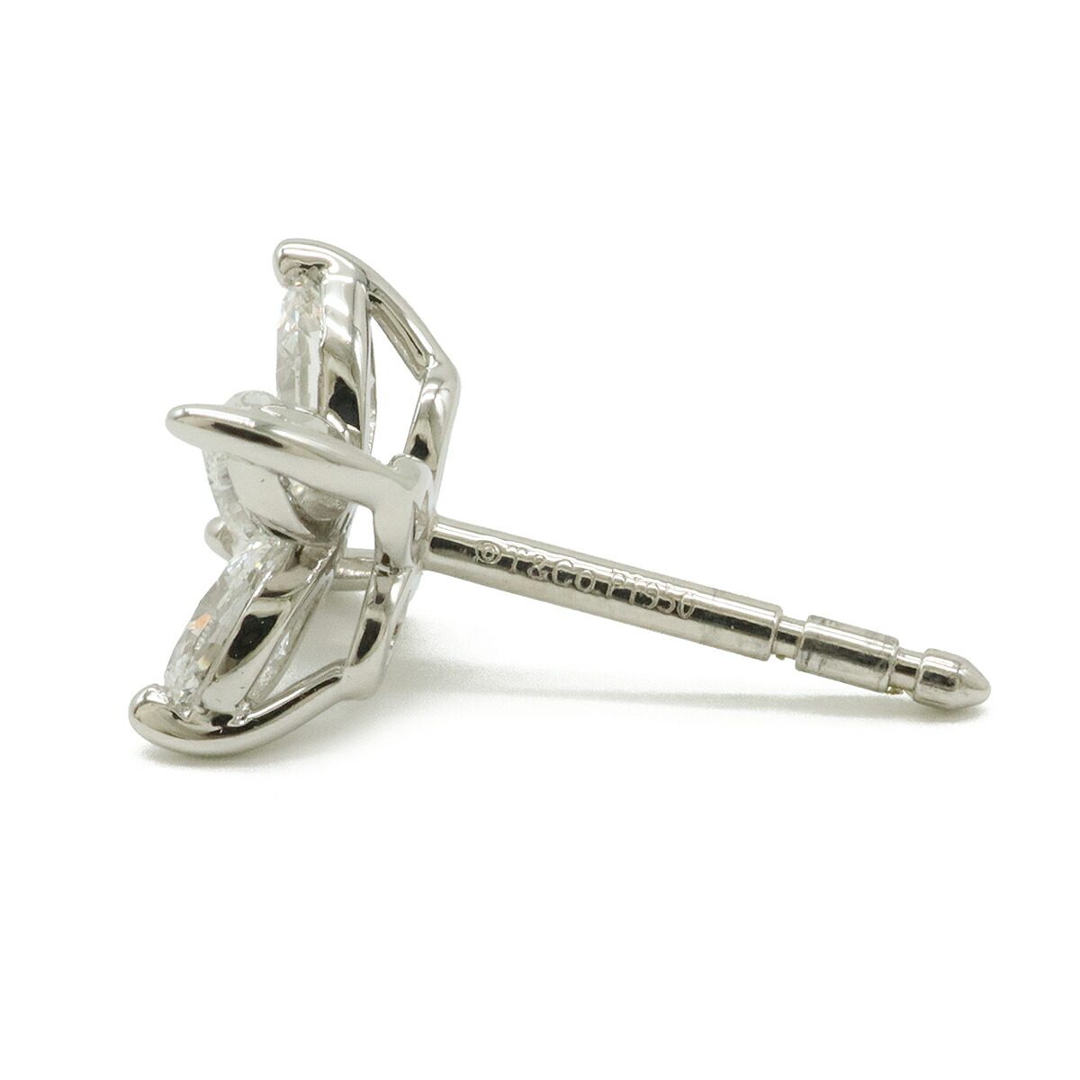 Tiffany & Co. Victoria Platinum Diamond Earrings – packaging