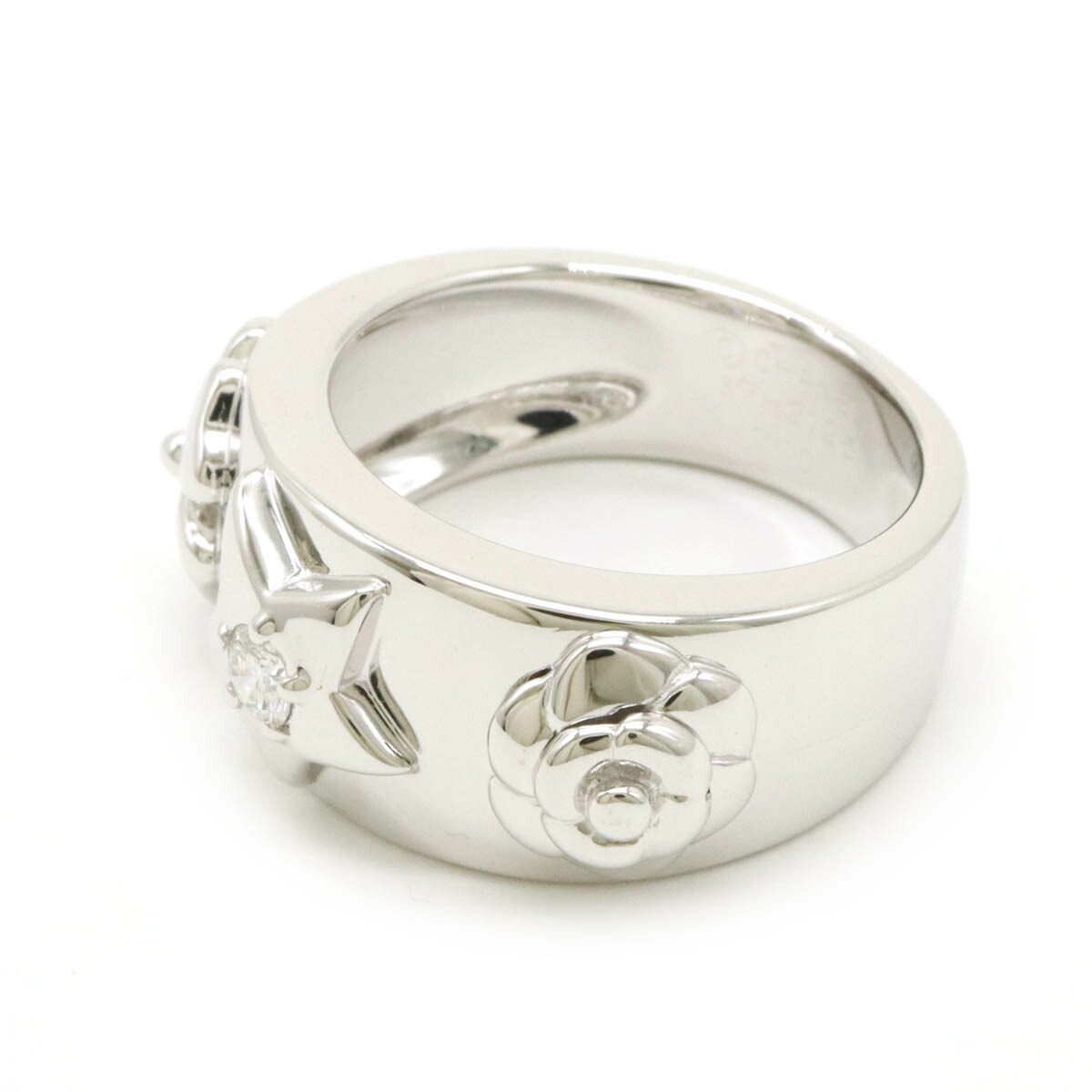 Chanel Three Symbol 18K White Gold Diamond Ring – side view