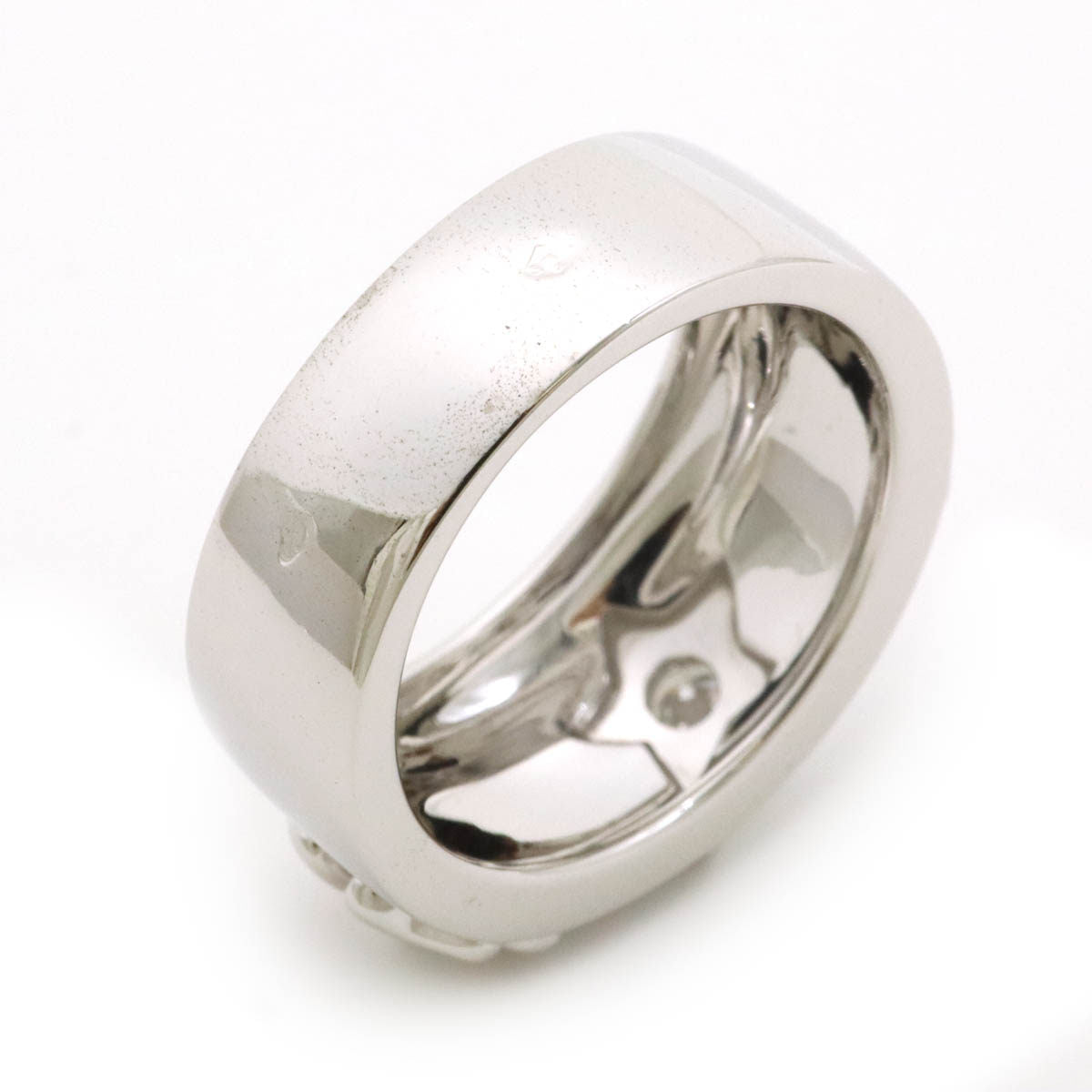 Chanel Three Symbol 18K White Gold Diamond Ring – packaging