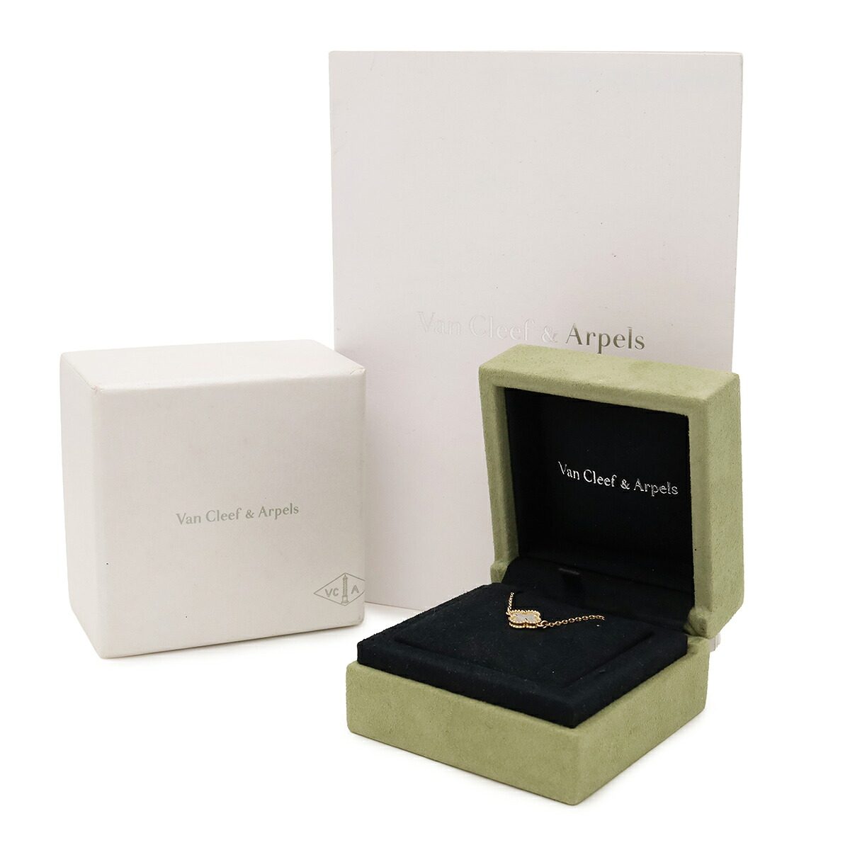 Van Cleef & Arpels Sweet Alhambra 18K Yellow Gold Mother of Pearl Bracelet – packaging