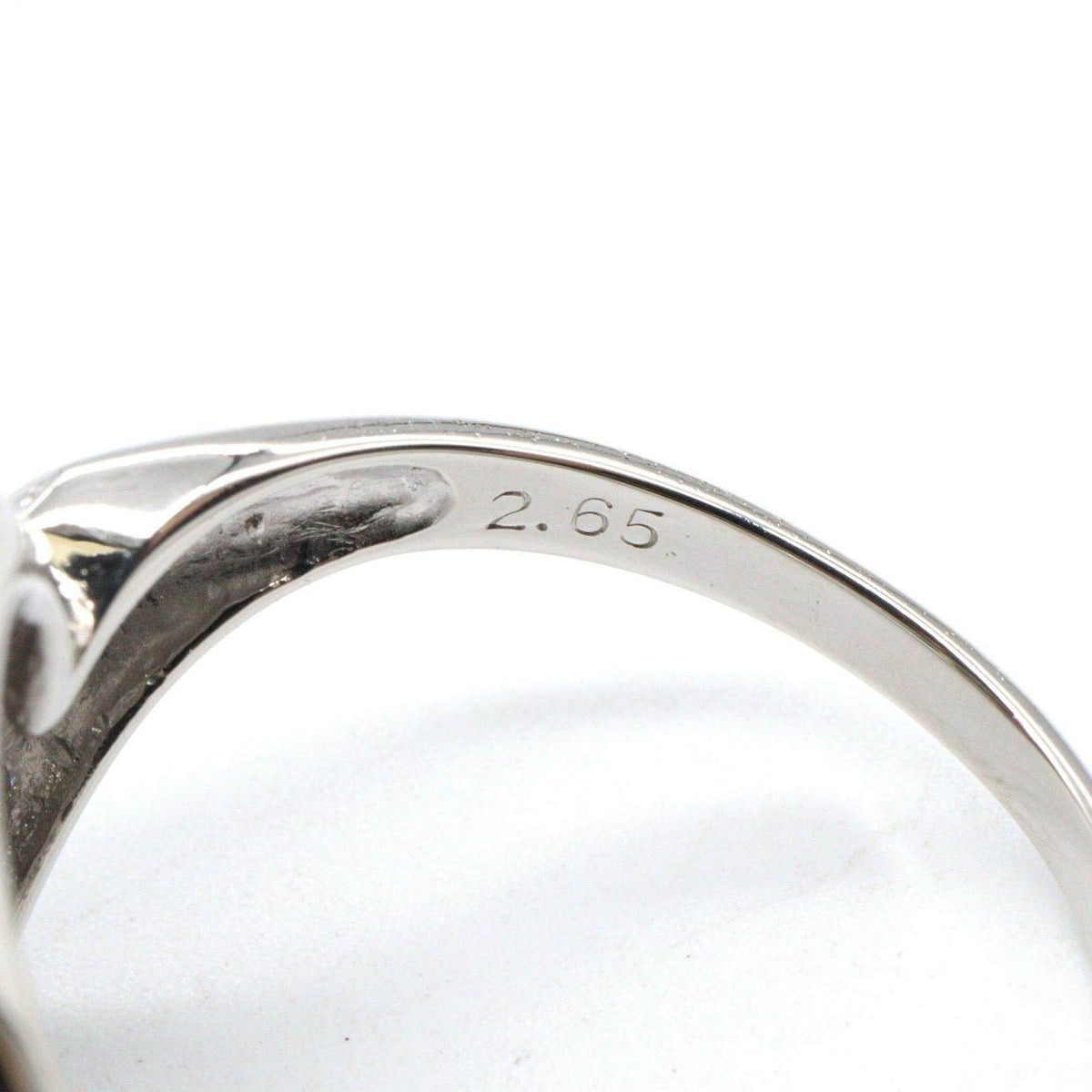 Platinum Cut Diamond Ruby Emerald Ring – packaging