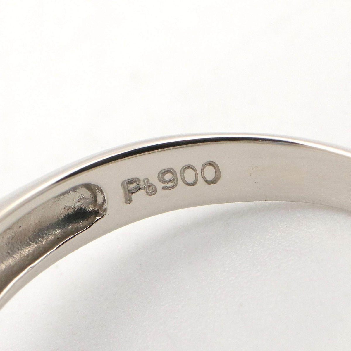 Platinum Diamond Sapphire Ring – packaging