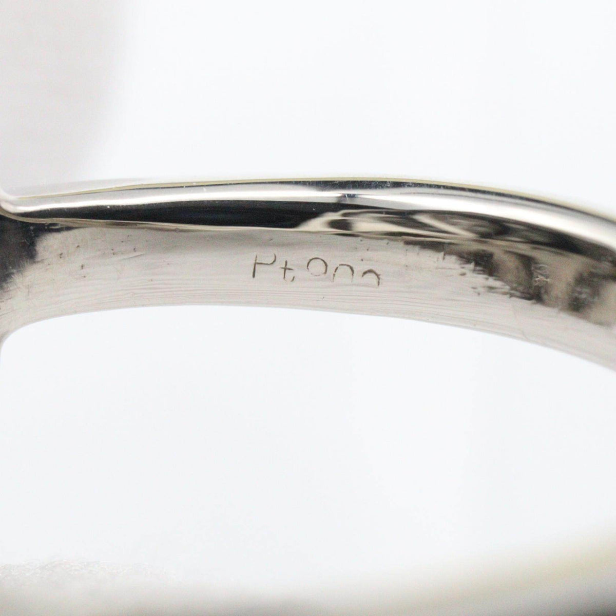 Platinum Diamond Ring – packaging
