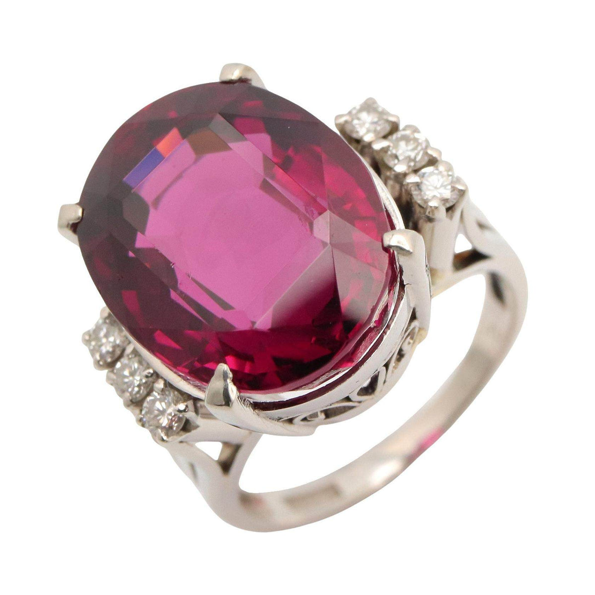 Platinum Garnet Ring – front view