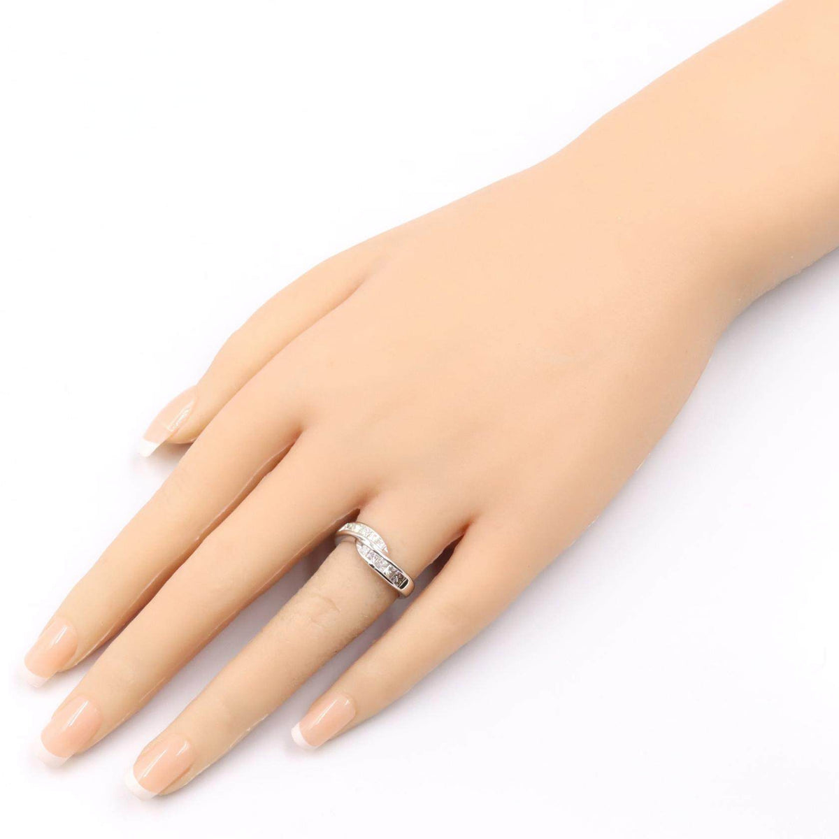 Platinum Diamond Ring – image 9