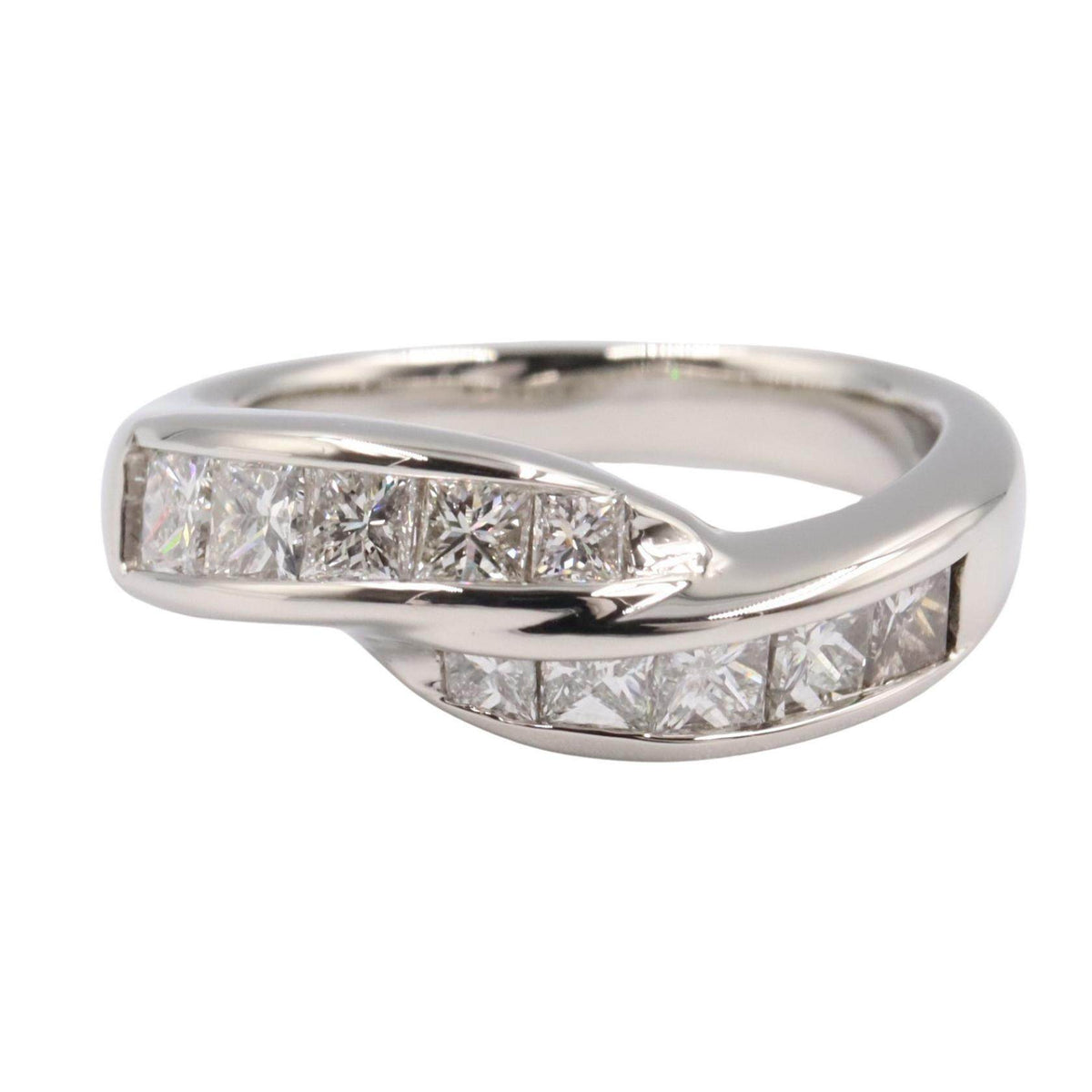 Platinum Diamond Ring – side view