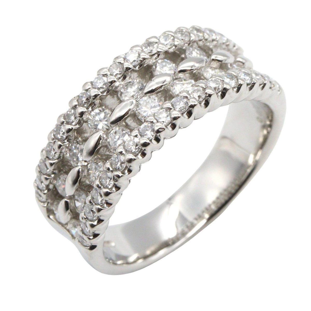 Platinum Diamond Ring – front view