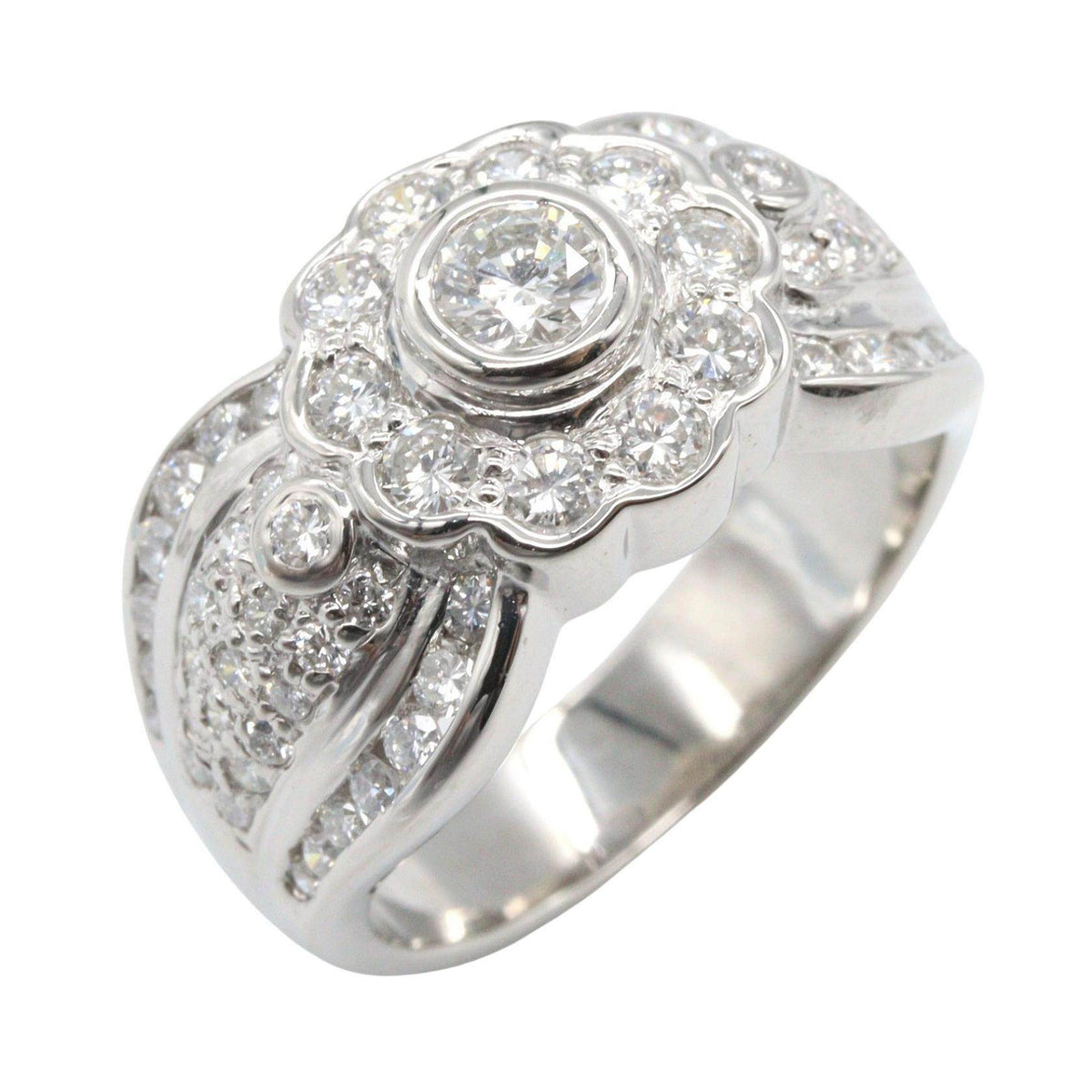 Platinum Diamond Ring – front view