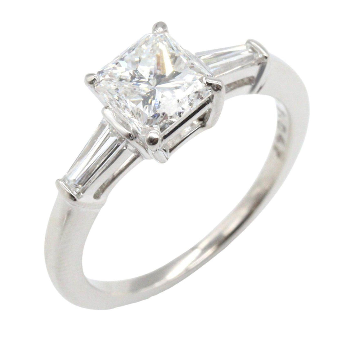 Platinum Diamond Ring – front view