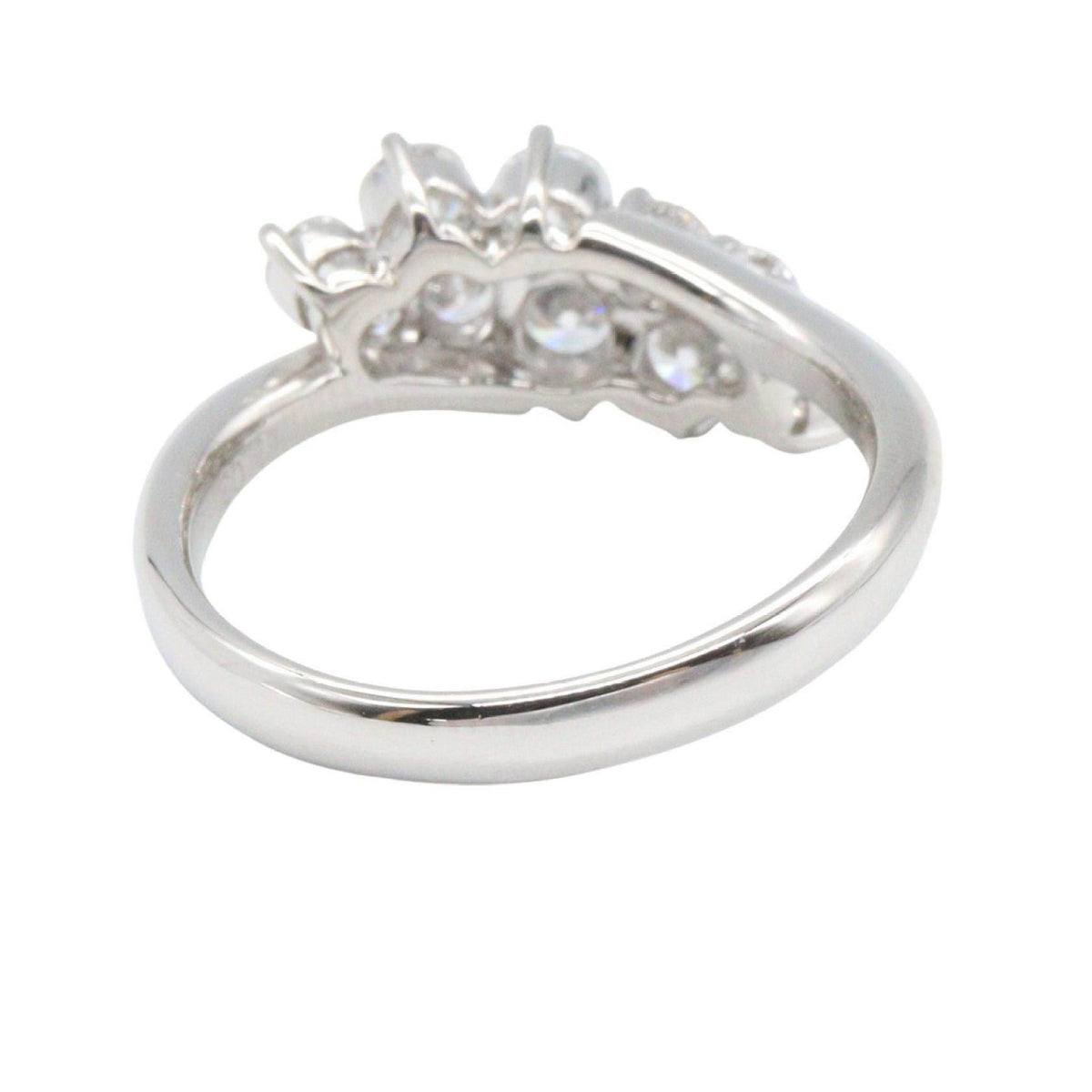 Platinum Diamond Ring – top view
