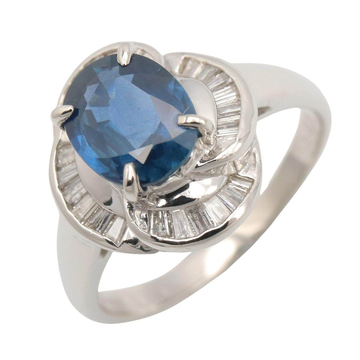 Platinum Diamond Sapphire Ring – front view