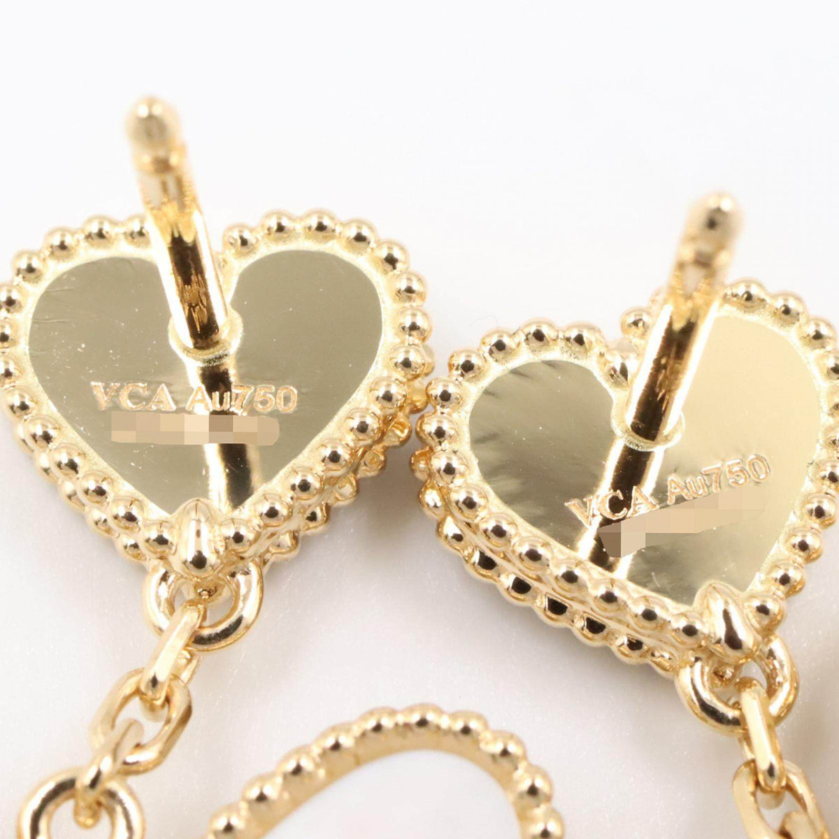 Van Cleef & Arpels Sweet Heart 18K Yellow Gold Mother of Pearl Earrings – image 9