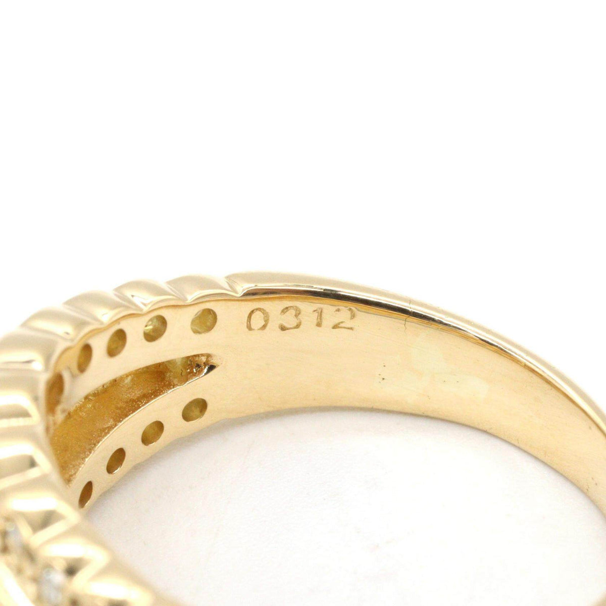 18K Yellow Gold Diamond Ring – packaging