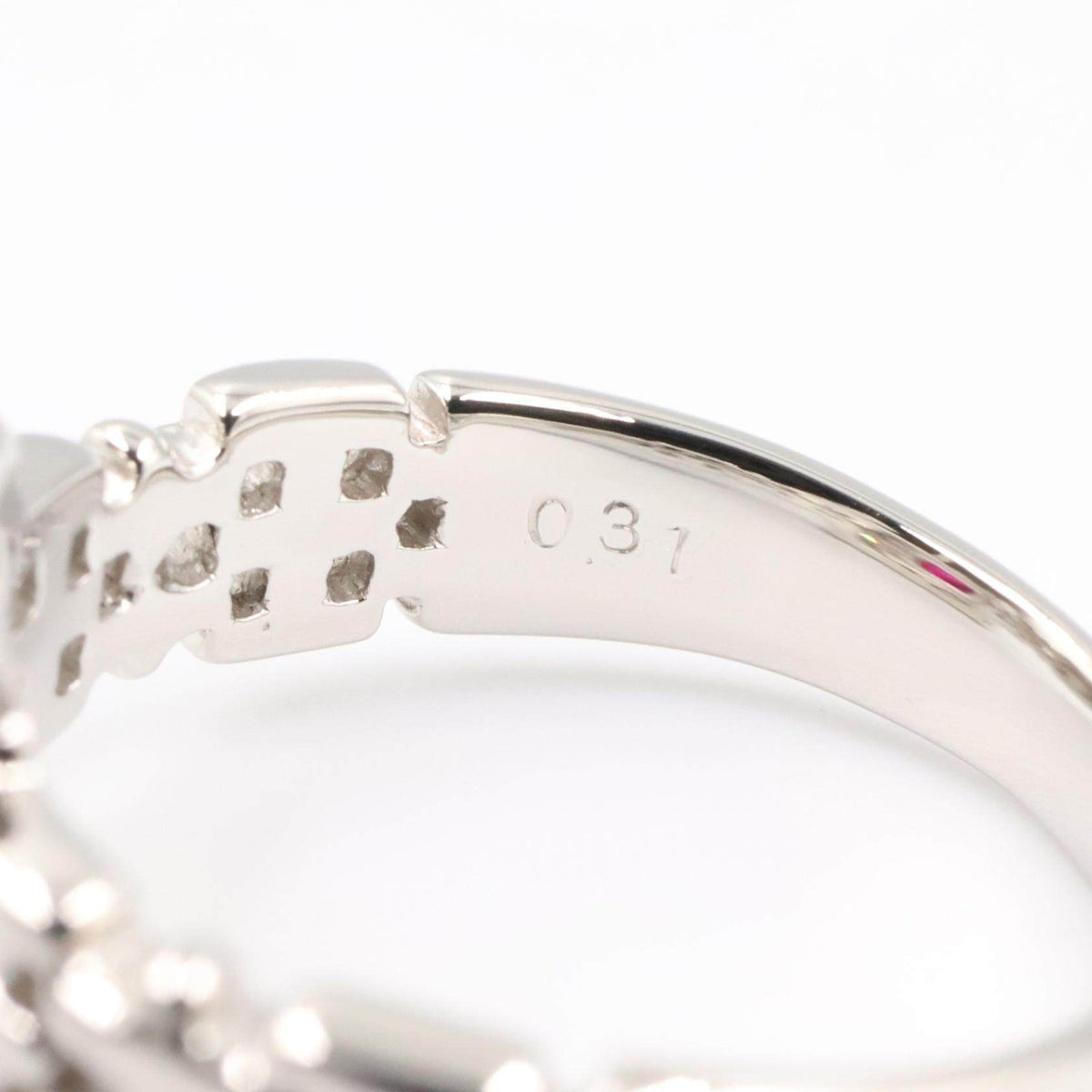 Platinum Diamond Ruby Ring – packaging