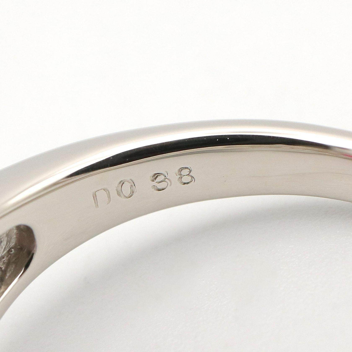 Platinum Diamond Ruby Ring – packaging