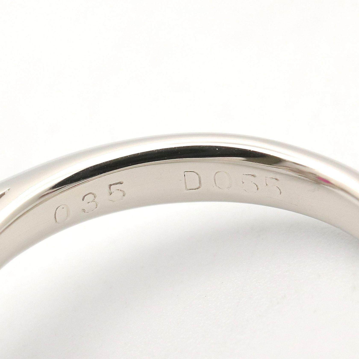 Platinum Cut Diamond Ruby Emerald Ring – packaging