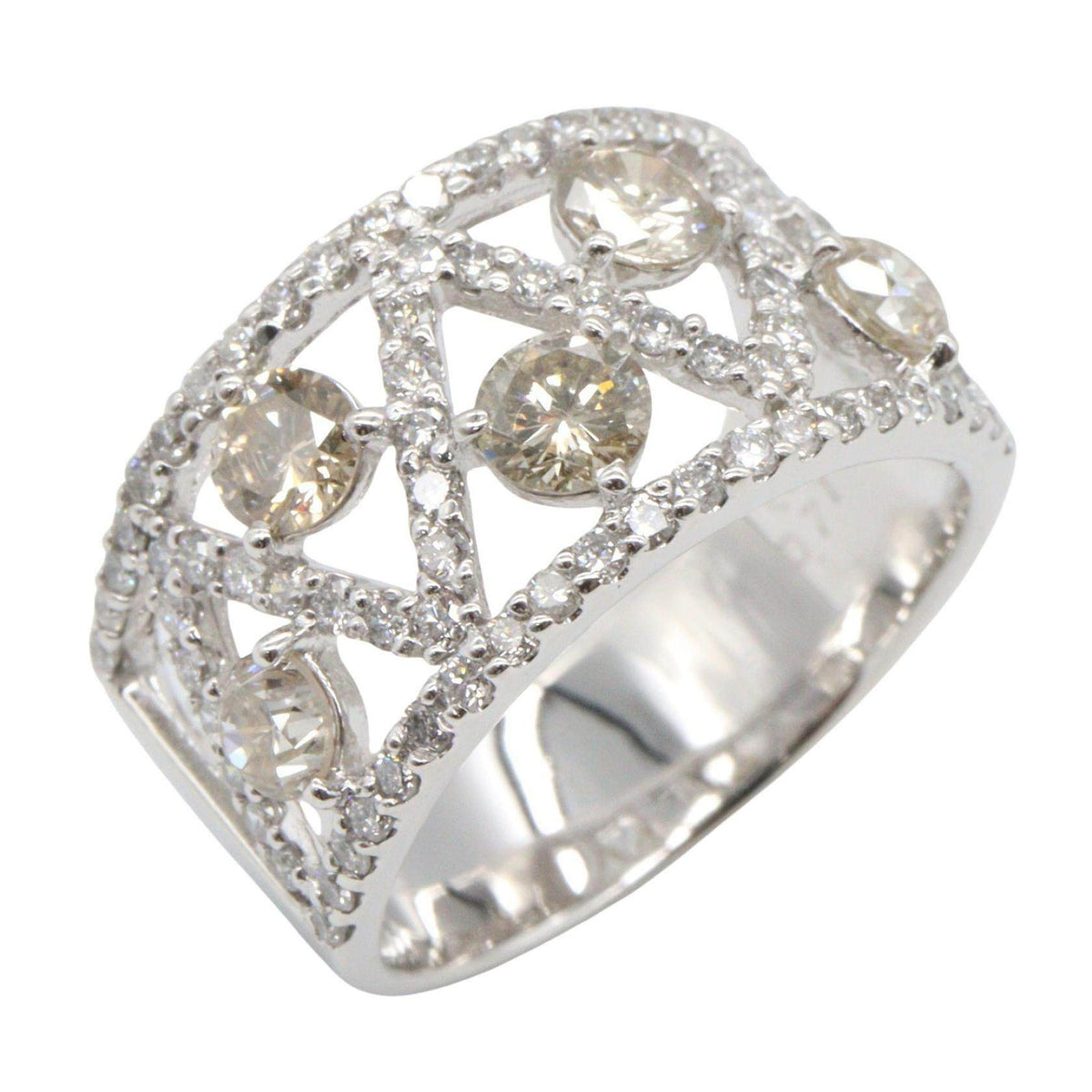 18K White Gold Diamond Ring – front view