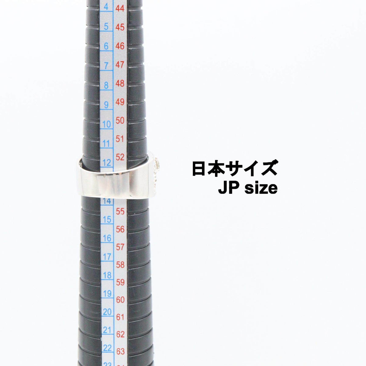 18K White Gold Diamond Ring – alternate view