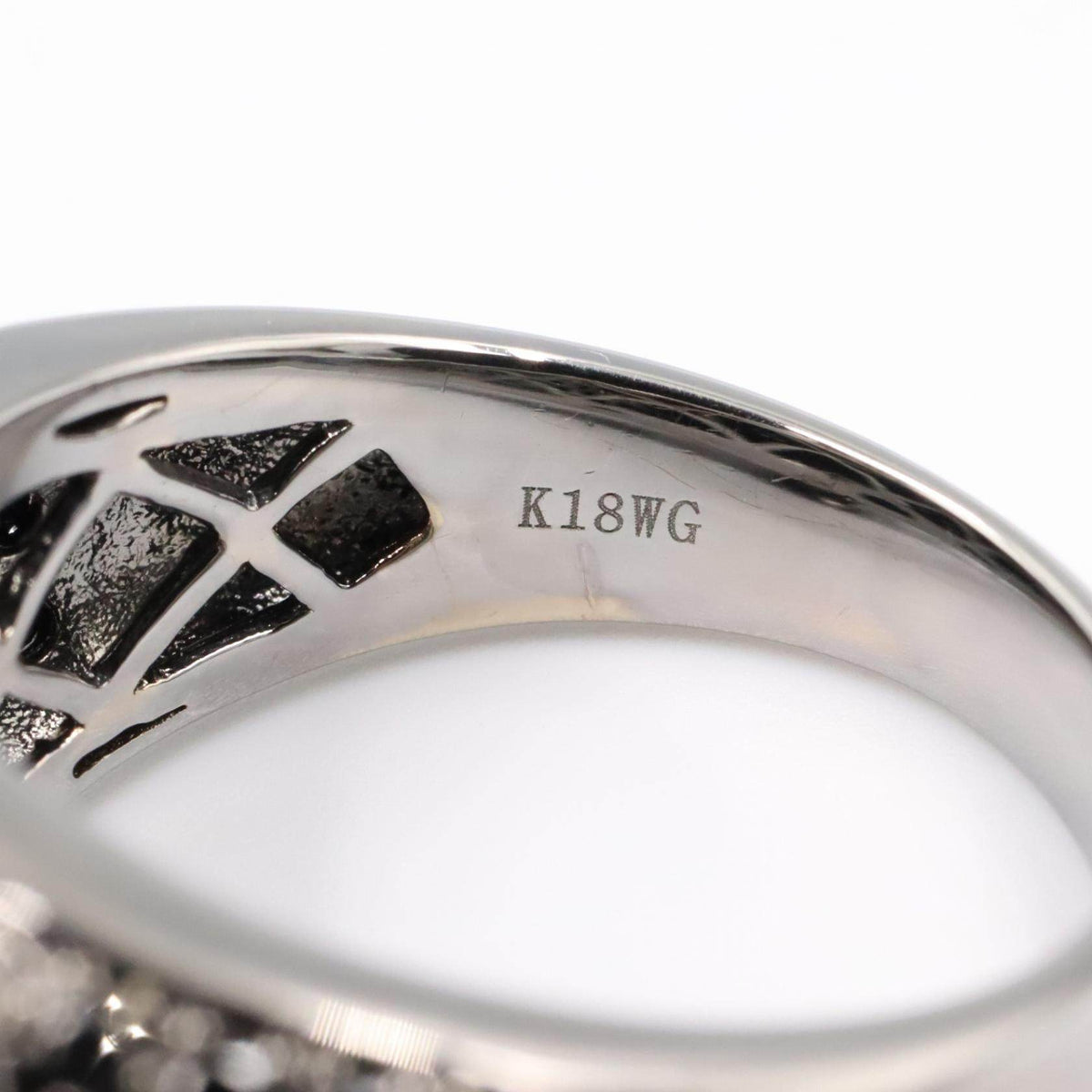 18K White Gold Diamond Ruby Ring – inside band