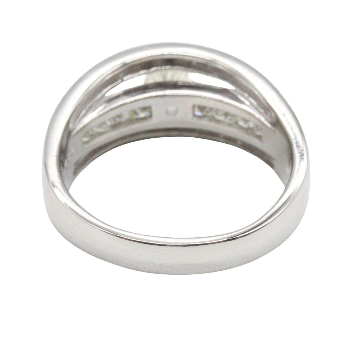 Platinum Diamond Ring – top view