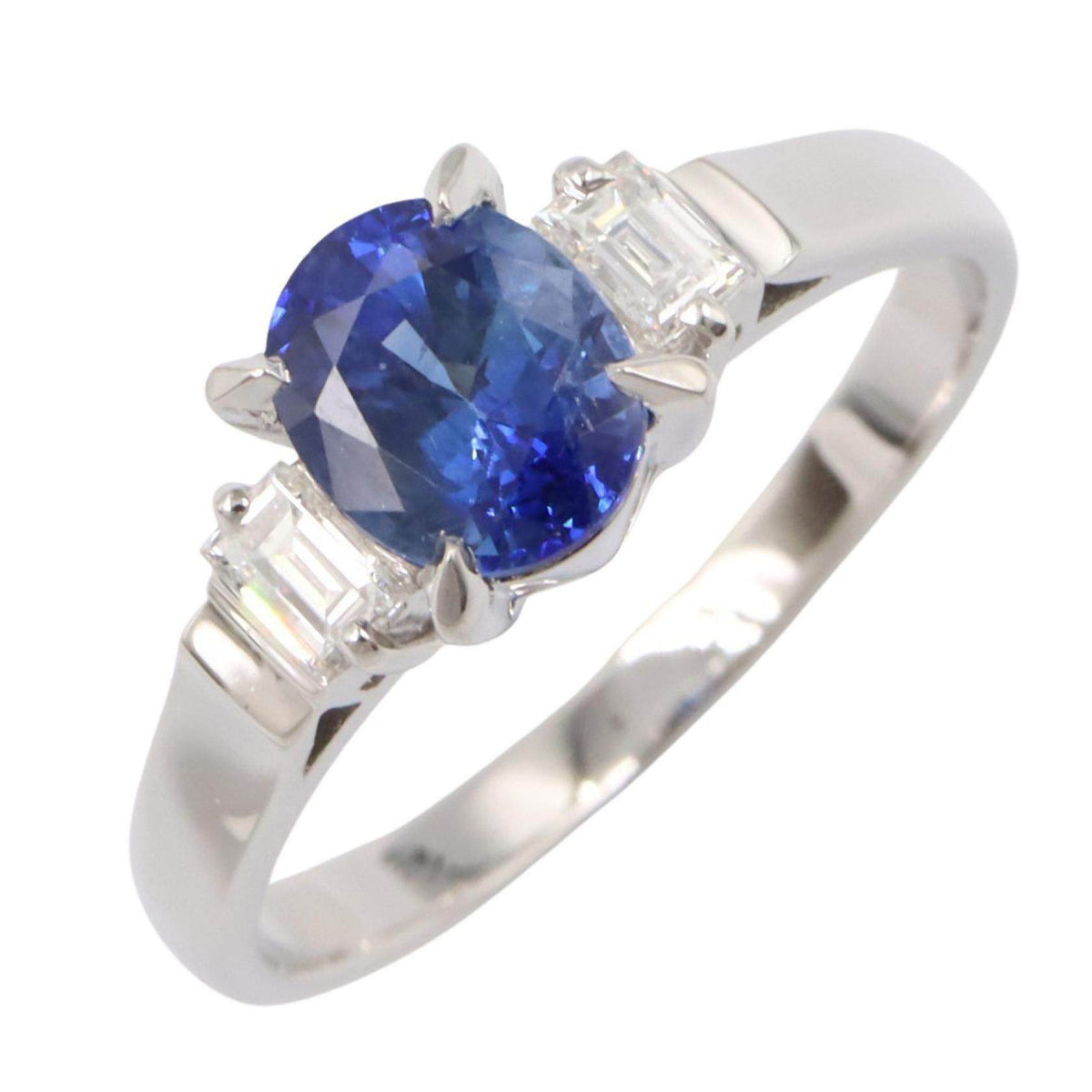 Platinum Diamond Sapphire Ring – front view