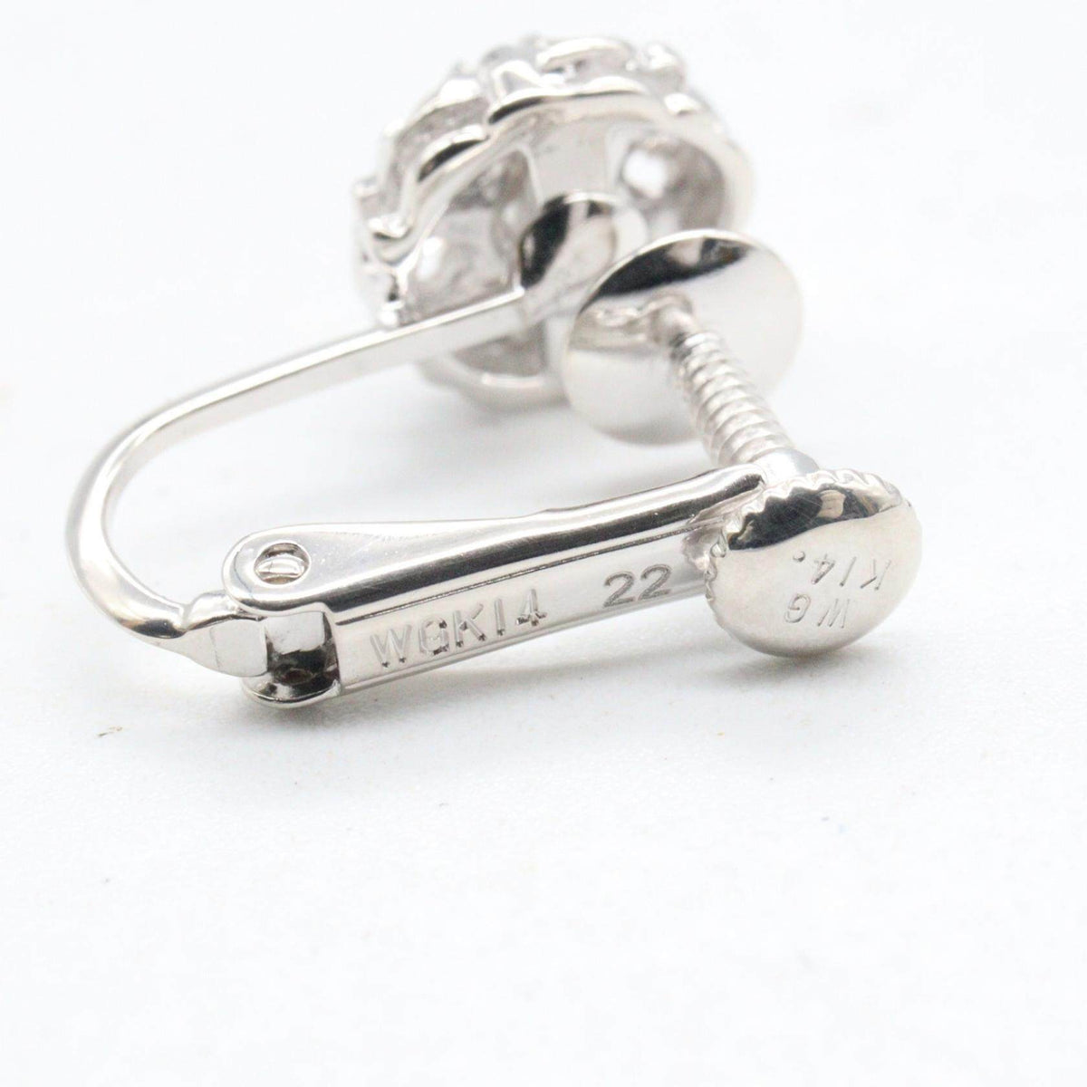 14K White Gold Diamond Clip-On Earrings – packaging
