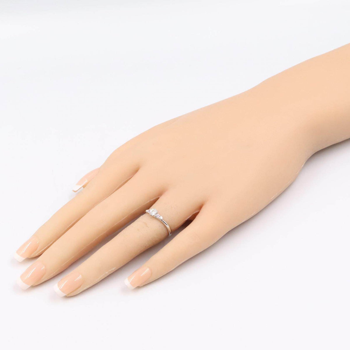 Platinum Diamond Ring – close-up