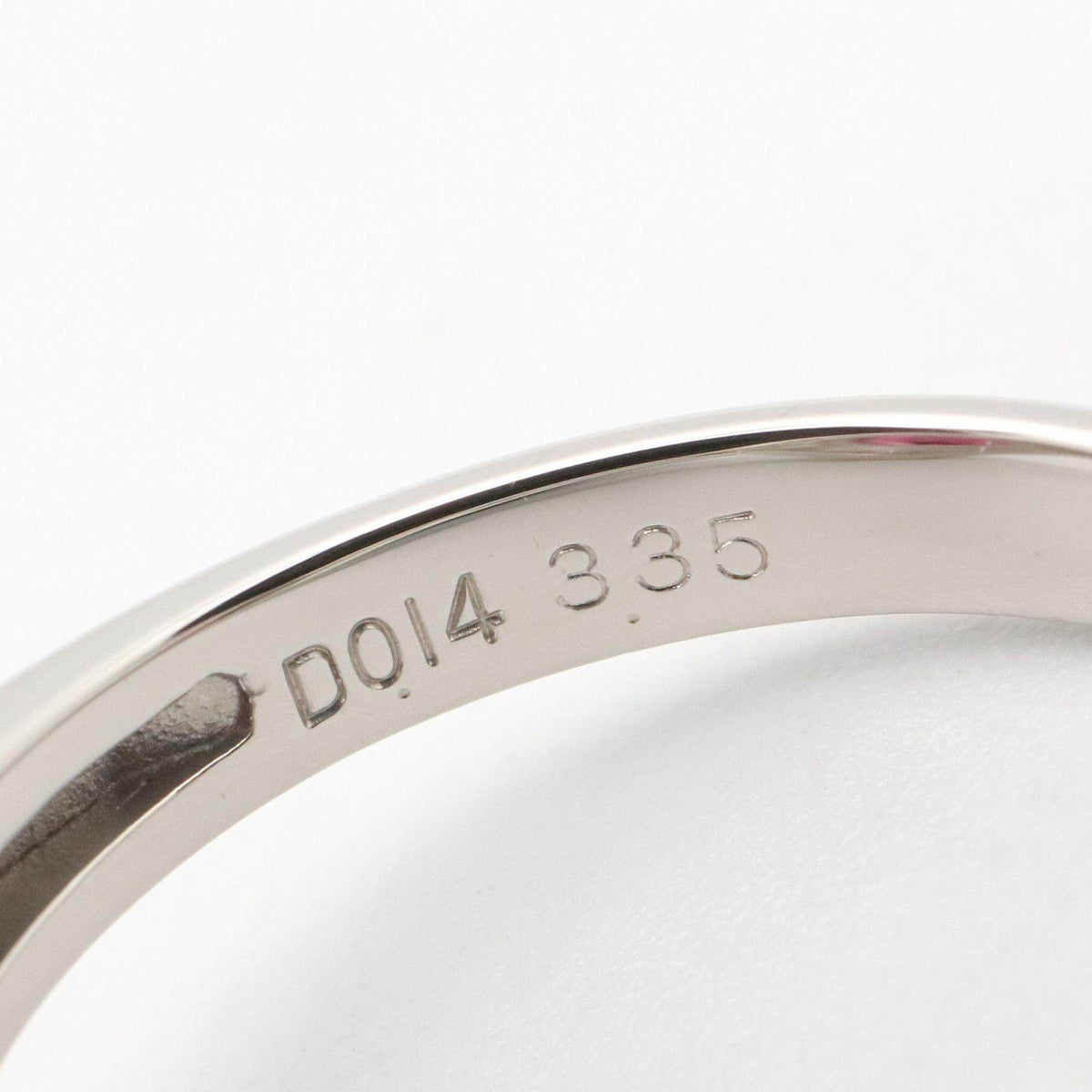 Platinum Diamond Garnet Ring – packaging