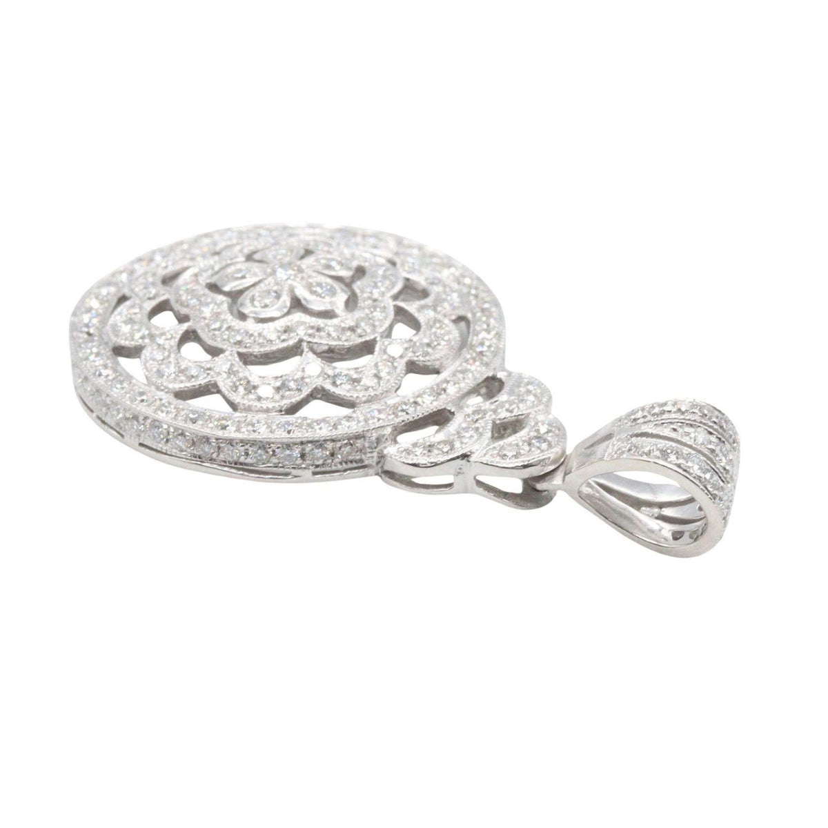 18K White Gold Diamond Pendant – packaging