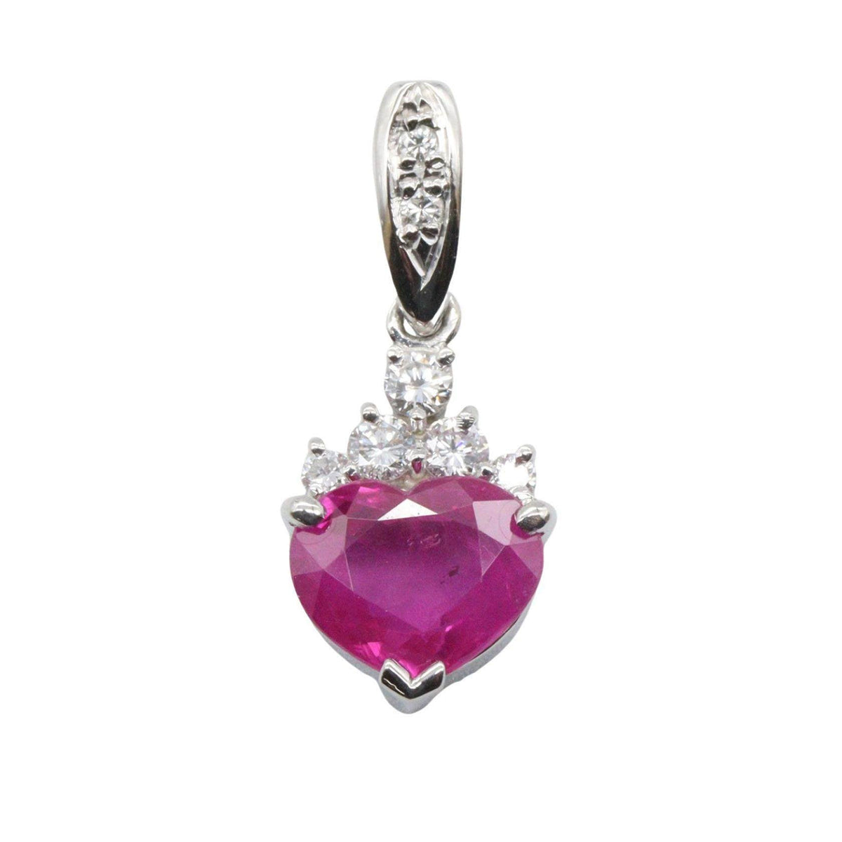 Platinum Ruby Pendant – pendant detail
