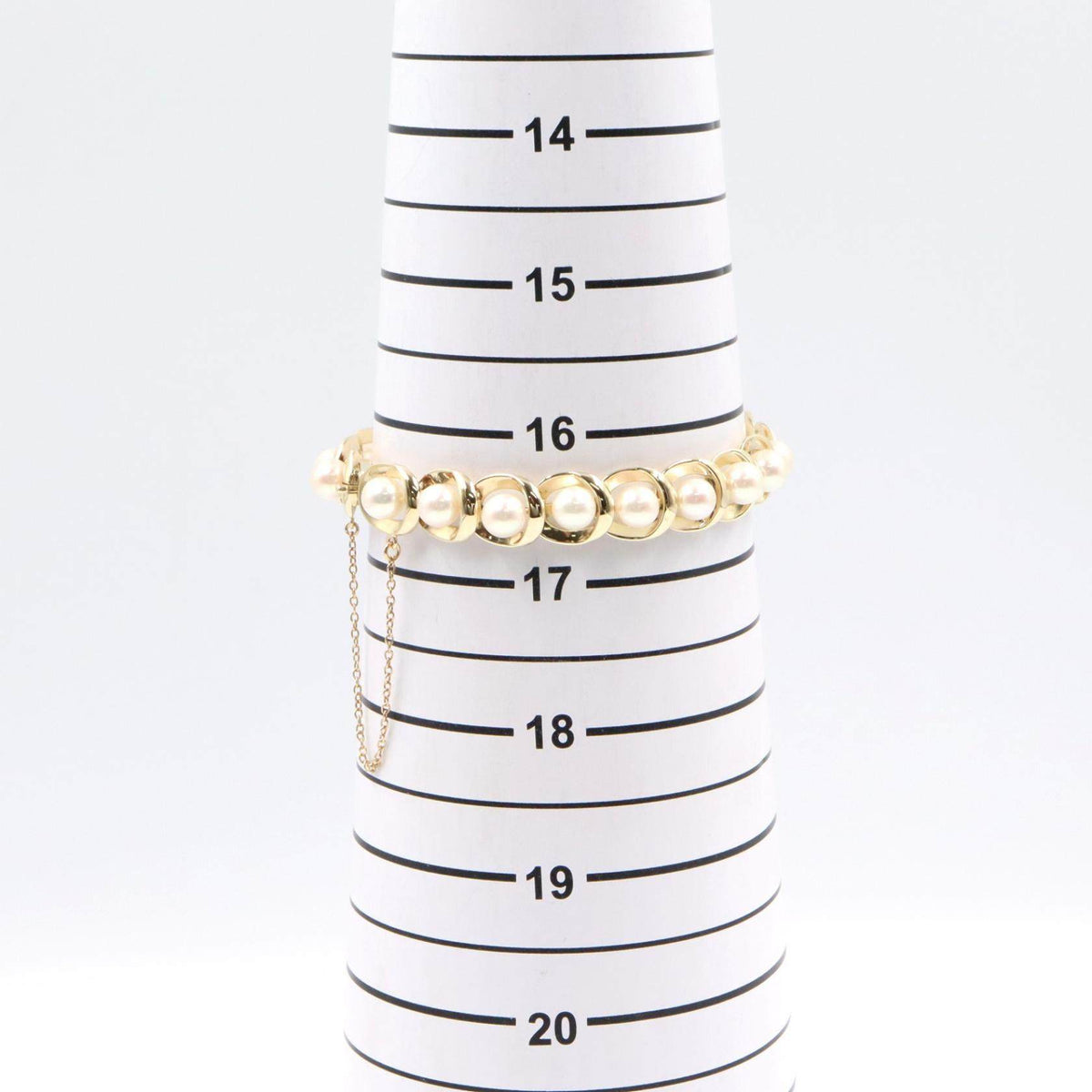 Mikimoto 14K Yellow Gold Pearl Bracelet – packaging