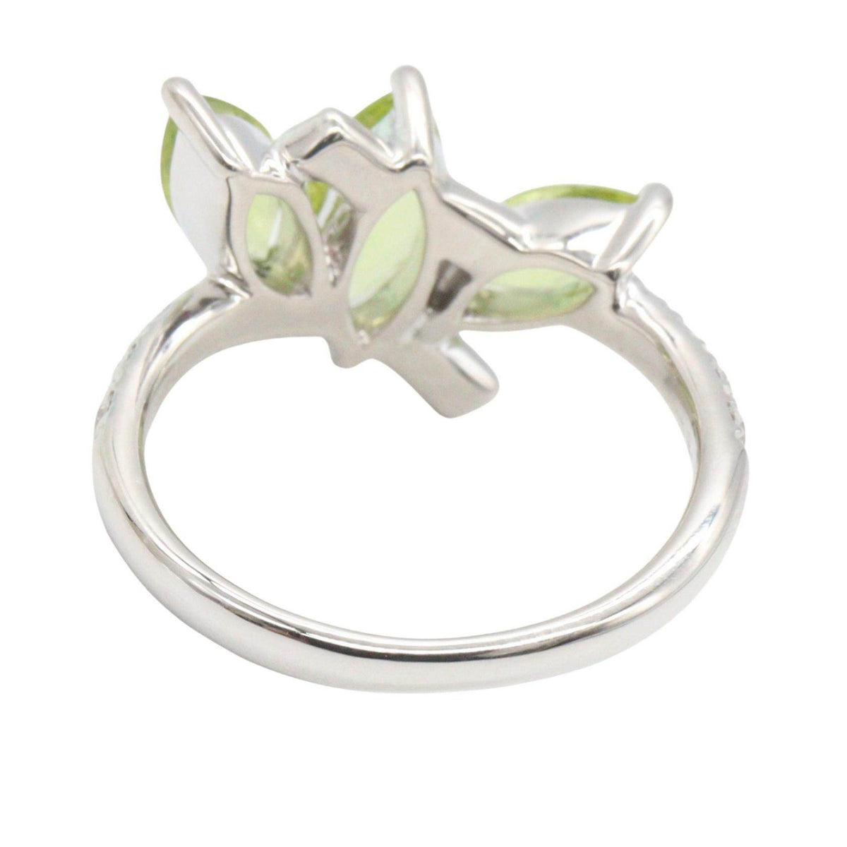 18K White Gold Diamond Peridot Ring – top view
