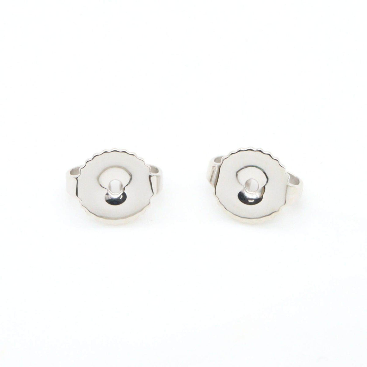Tiffany & Co. Return To Heart 18K White Gold Diamond Earrings – packaging