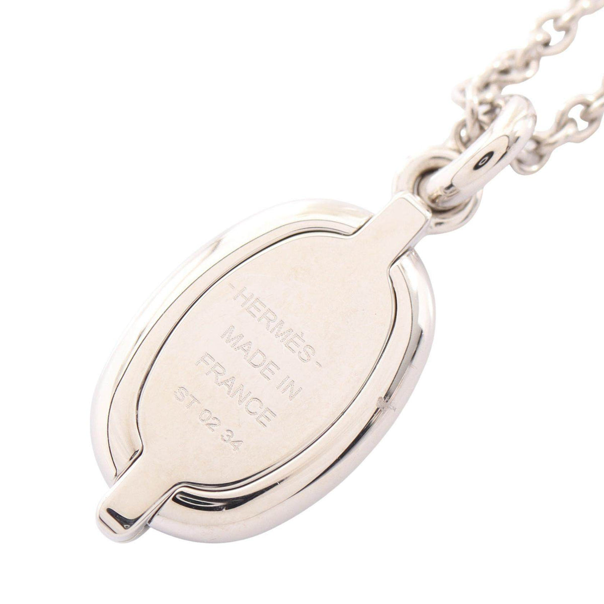Hermès Chaîne d'Ancre Mini Maillon PM Brass Necklace – pendant detail